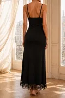 Siyah Dantel Detaylı Yırtmaçlı Uzun Askılı Gecelik Bella Notte 36011 Siyah detay görünüm