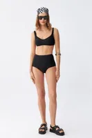 Siyah Pedli Kare Yaka Yüksek Bel Bikini Takımı Akbeniz 35018 Siyah detay görünüm