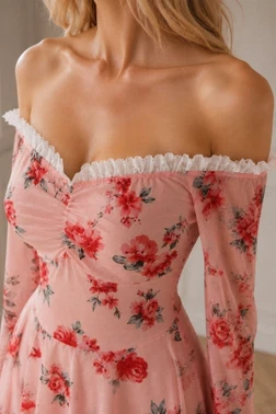 Toz Pembe Çiçek Desenli Kayık Yaka Dantel Detaylı Uzun Kollu Mini Gecelik Bella Notte 35625 - Alternatif Görünüm