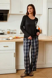 Uzun Kollu Lacivert Üst Ekose Kadın Çift Pijama Takımı Bella Notte CP-7563