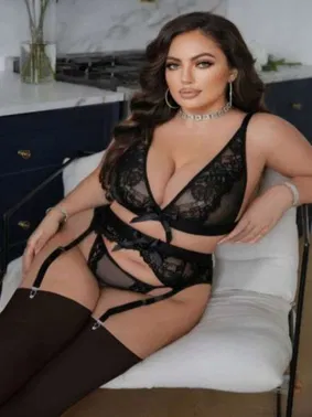 Real Passione Büyük Beden Siyah Dantel Jartiyer Takımı – Korse Etkili, Ayarlanabilir Askılı Real Passione J-93