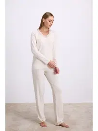 Anıl Kadın Uzun Kollu Pijama Takımı Şık V Yaka ve Minimal Tasarım Anıl 11616