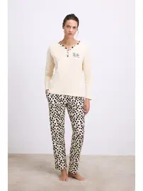 Anıl Kadın Uzun Kollu T-Shirt ve Pantolon Pijama Takımı – %100 Pamuk, Leopar Desen Detaylı Anıl 11549