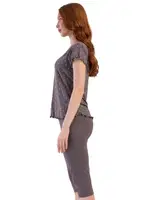 Likralı Viskon Kayık Yaka Kısa Kol Eteği Oval Kapri Pijama Takım Vİenetta K409288 Füme farklı açı