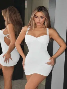 Real Passione Sırt Dekolteli Seksi Mini Kadın Beyaz Elbise Real Passione E1057