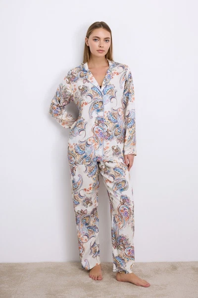 Anil Kadın Desenli Uzun Kollu Gömlek Yaka Viskon Pijama Takımı Anıl 11571