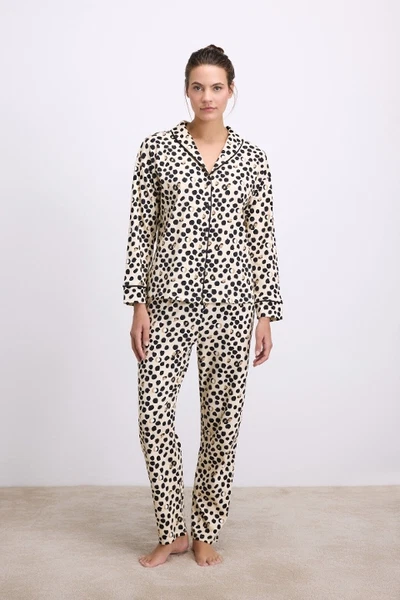 Kadın Uzun Kollu Gömlek Yaka Leopar Desenli %100 Pamuk Pijama Takımı Anıl 11550